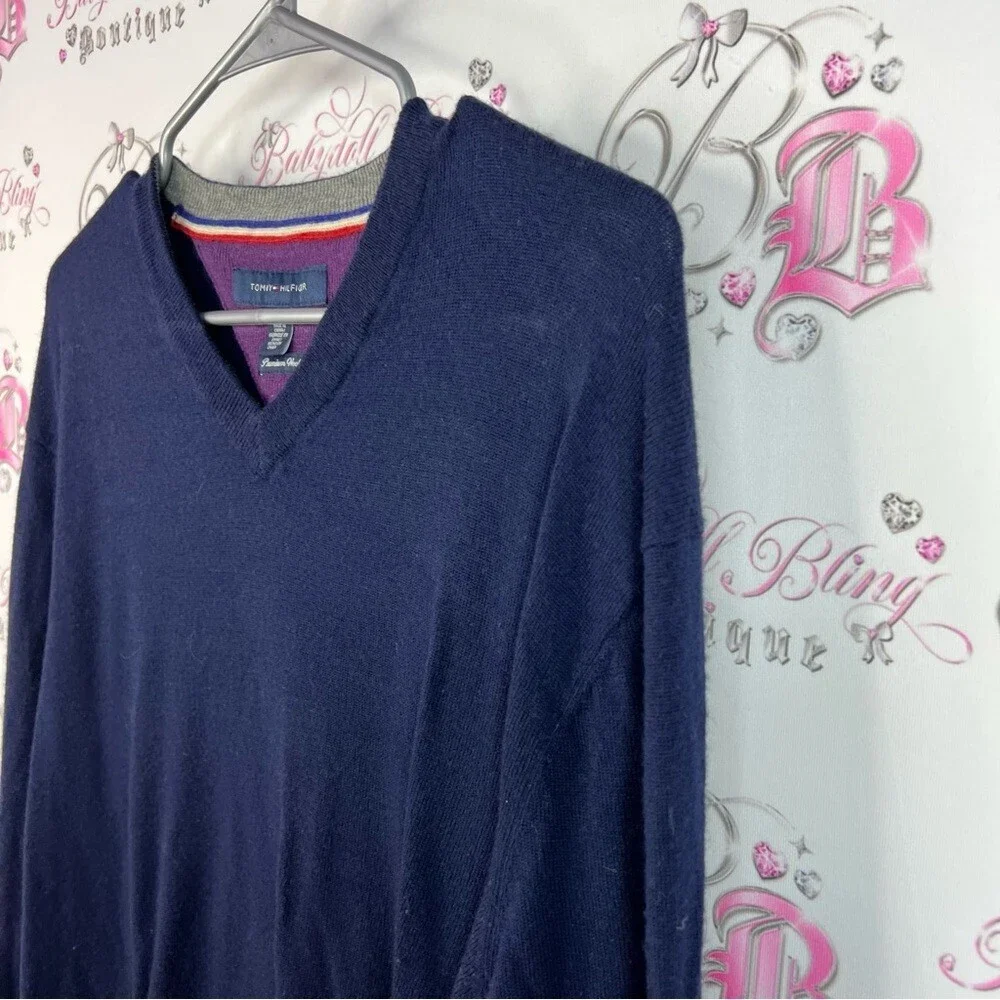 Tommy Hilfiger long sleeve elbow plat h premium wool Dark Blue V-Neck Sweater